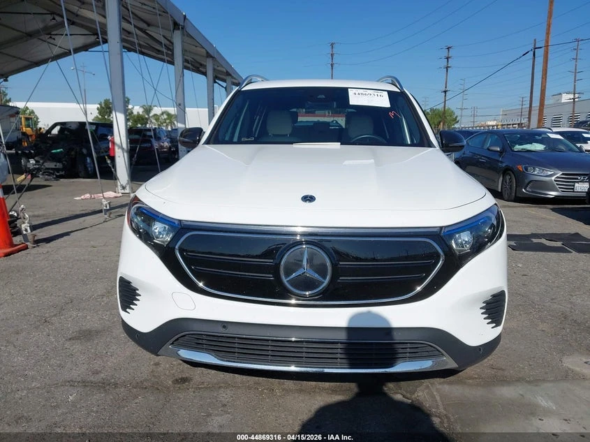 Mercedes-Benz EQB 300 Suv 4Matic, снимка 12 - Автомобили и джипове - 54775247