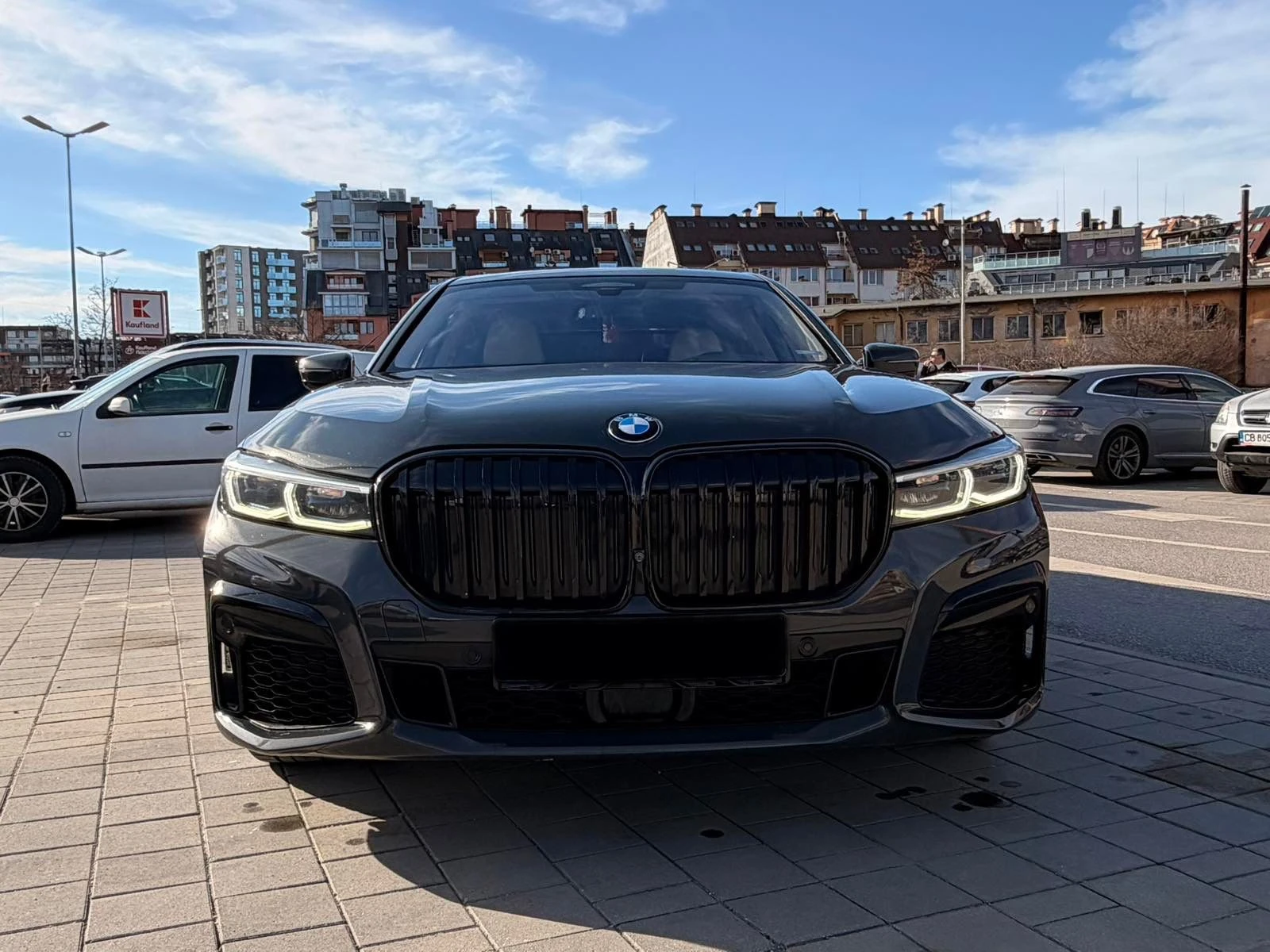 BMW 750 D L xDrive Individual, снимка 3 - Автомобили и джипове - 54820574
