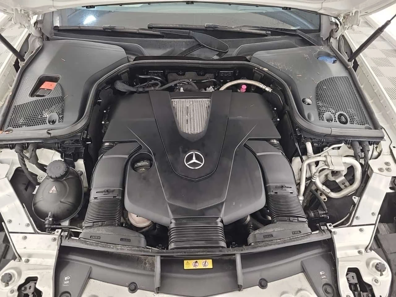 Mercedes-Benz E 450 * АВТОКРЕДИТ БЕЗ ПЪРВОНАЧАЛНА ВНОСКА, снимка 17 - Автомобили и джипове - 55485476