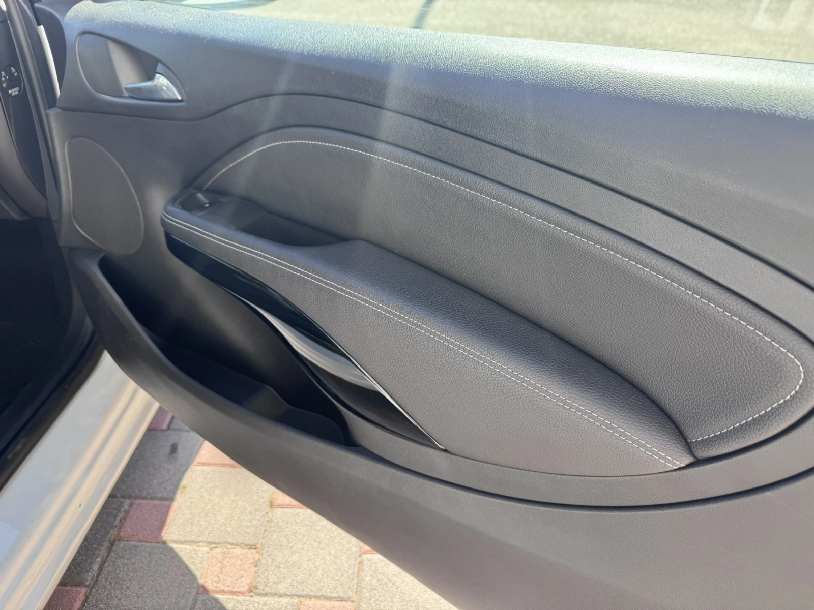 Opel Adam 1.4, снимка 15 - Автомобили и джипове - 55507906