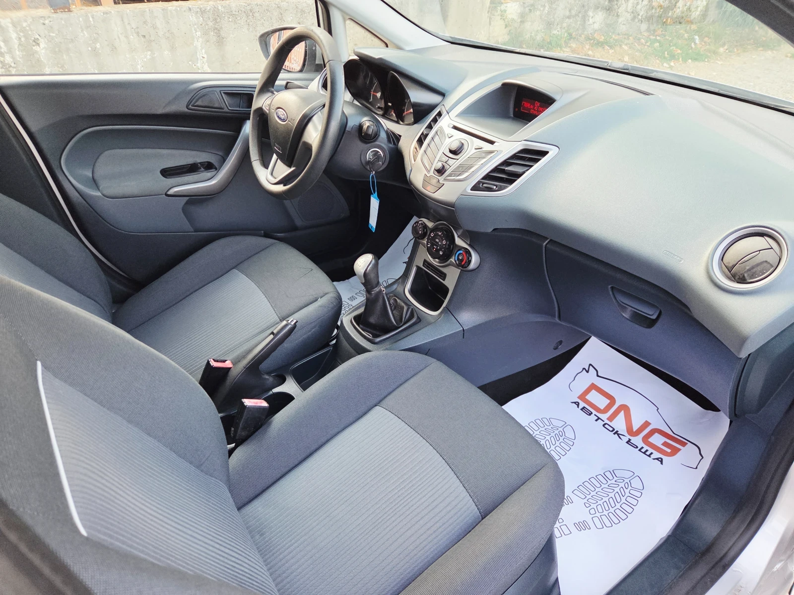 Ford Fiesta 1, 200 EURO5B , снимка 8 - Автомобили и джипове - 55600066