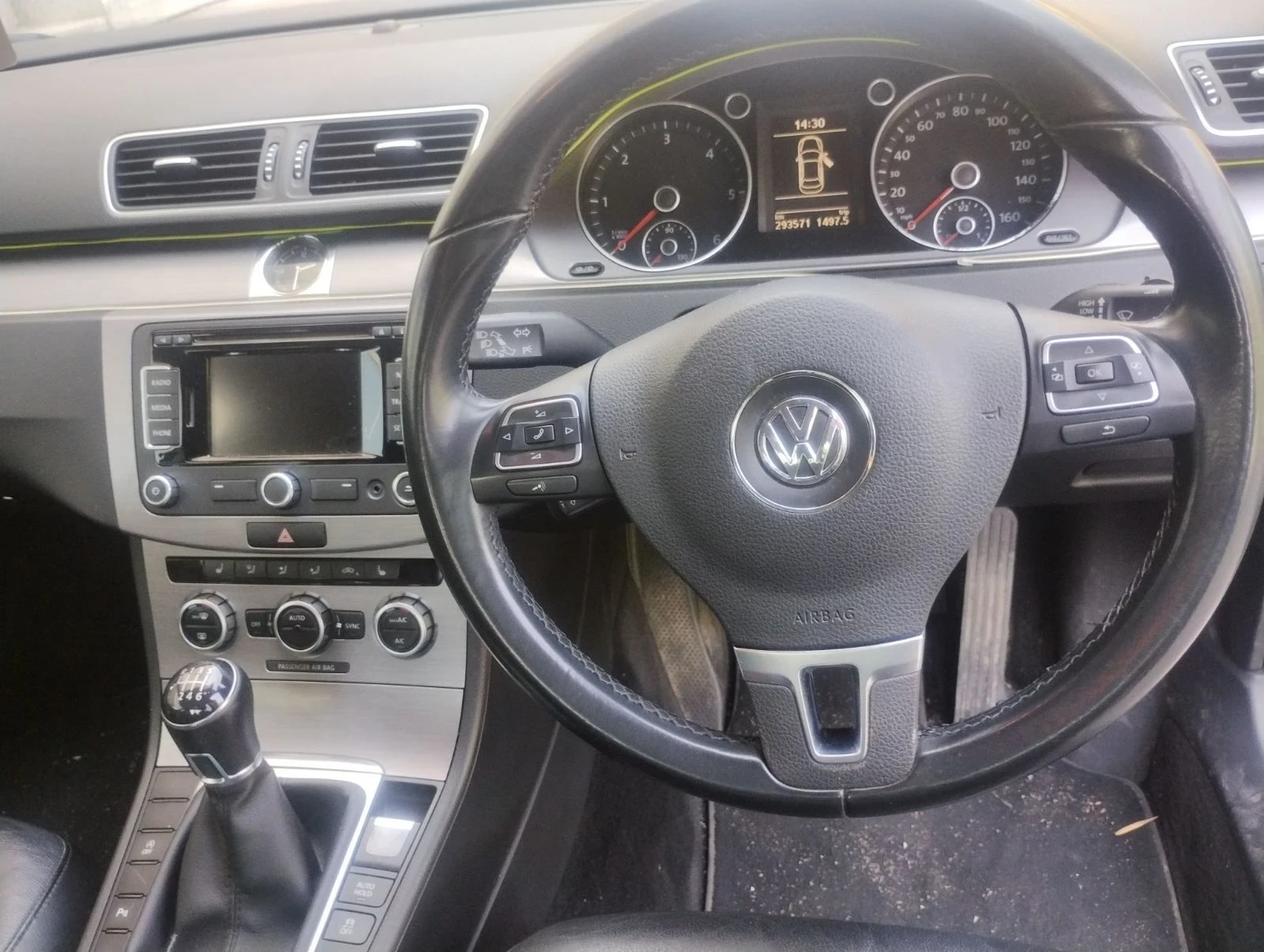 VW Passat, снимка 8 - Автомобили и джипове - 55654325