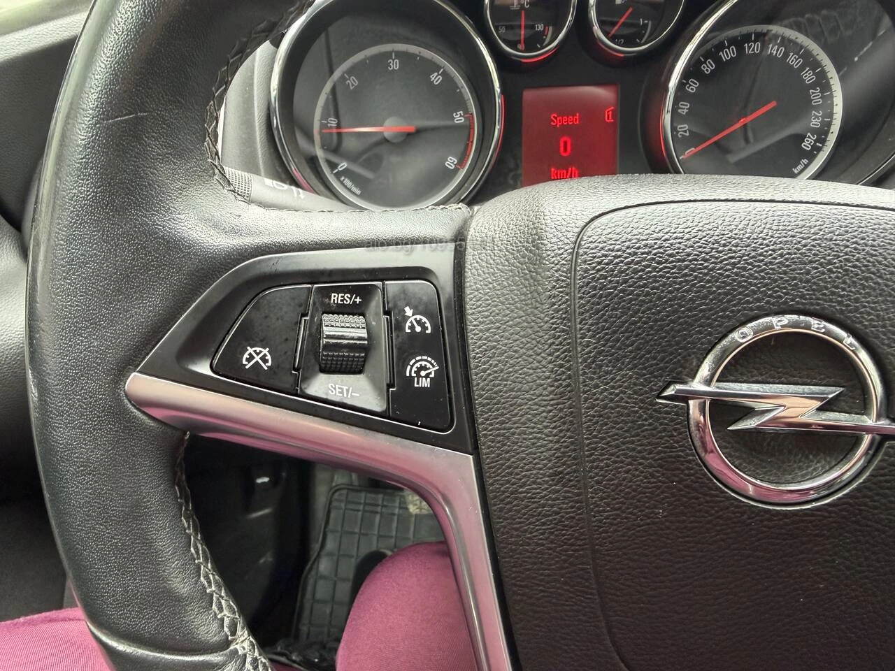 Opel Astra, снимка 6 - Автомобили и джипове - 55660477