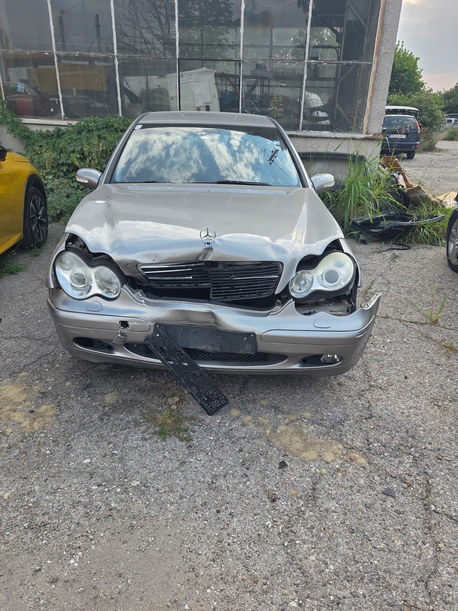 Mercedes-Benz C 200 | Mobile.bg � ����������� 3