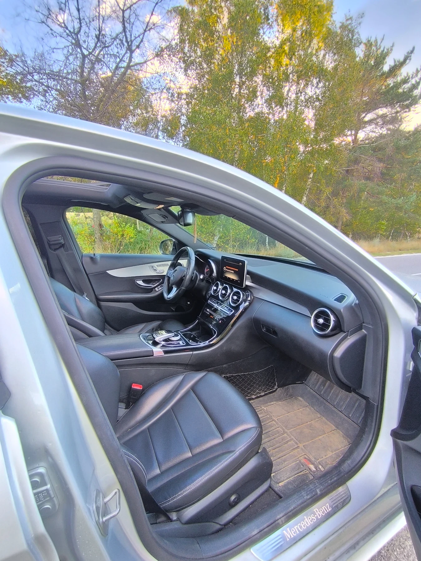 Mercedes-Benz C 300 AMG paket, снимка 9 - Автомобили и джипове - 56316405