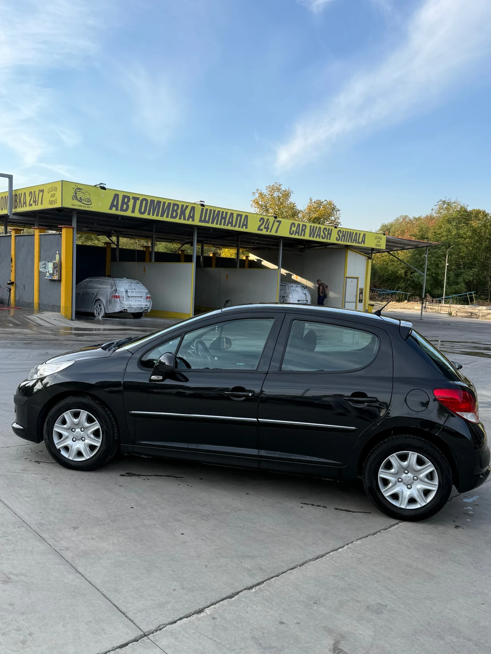 Peugeot 207 LPG, снимка 7 - Автомобили и джипове - 56416432
