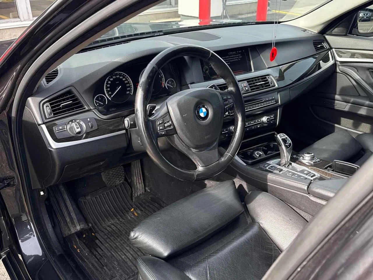 BMW 535 * 535i xDrive * CARFAX * ���� �� �� | Mobile.bg � ����������� 9