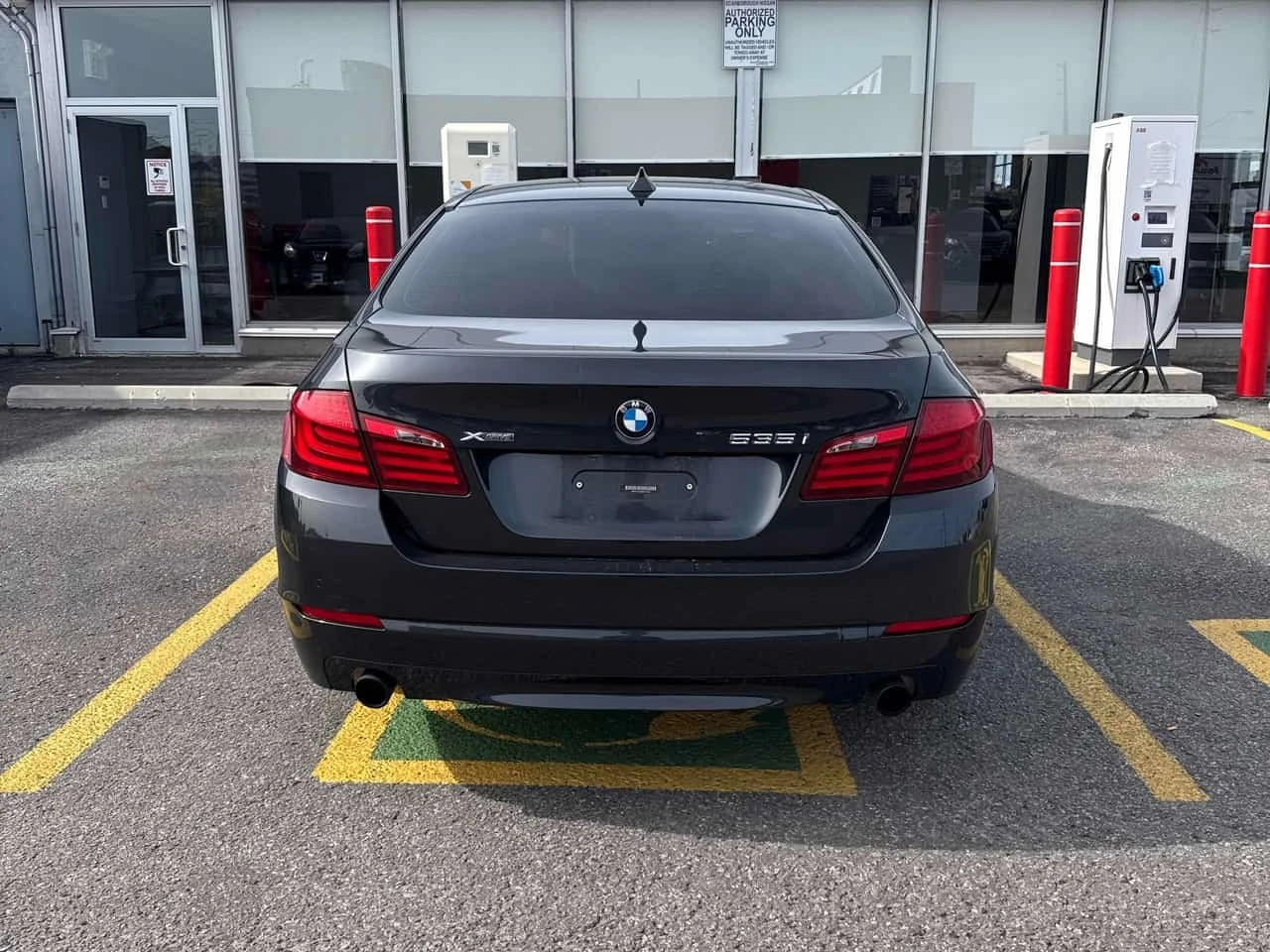 BMW 535 * 535i xDrive * CARFAX * ���� �� �� | Mobile.bg � ����������� 4
