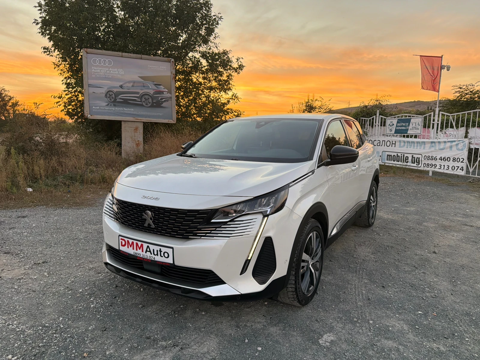 Peugeot 3008 Allure / АВТОМАТИК / ЕВРО6 / YOUTUBE / WAZE 