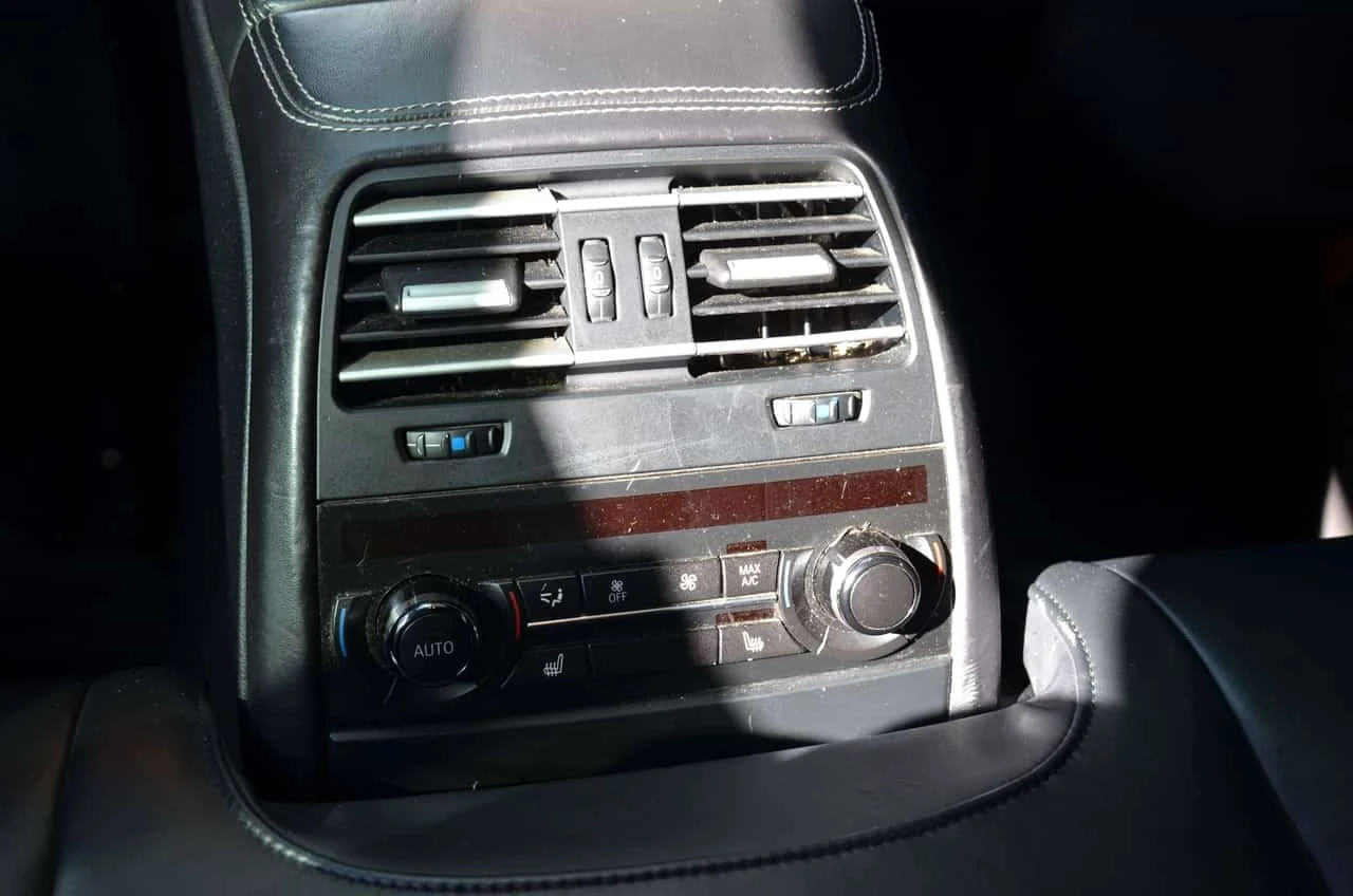 BMW 650 * 650i xDrive * CARFAX * ���� �� �� | Mobile.bg � ����������� 14