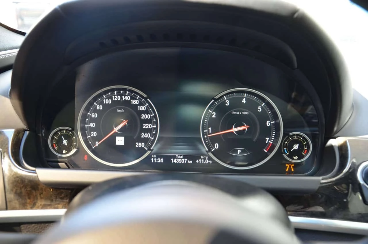 BMW 650 * 650i xDrive * CARFAX * ���� �� �� | Mobile.bg � ����������� 11