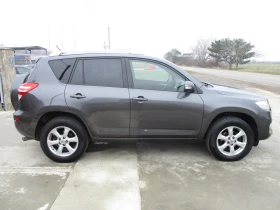 Toyota Rav4 2.2/ДИЗЕЛ/6-СКОРОСТИ/150кс./КАТО НОВА/ - 8900 € / 17406.89 лв. - 87755634 3