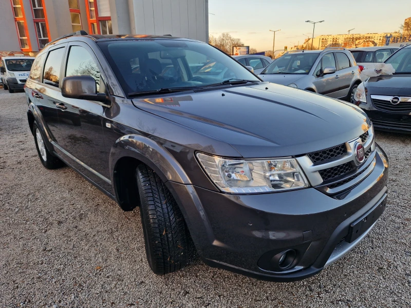 Fiat Freemont 2.0D/автомат/4x4, снимка 3 - Автомобили и джипове - 48626899