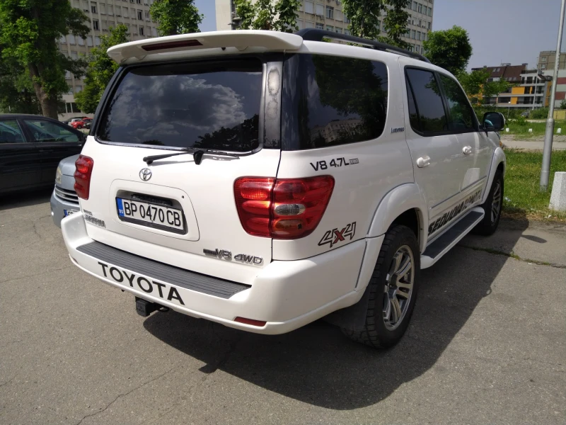 Toyota Sequoia, снимка 3 - Автомобили и джипове - 49097947