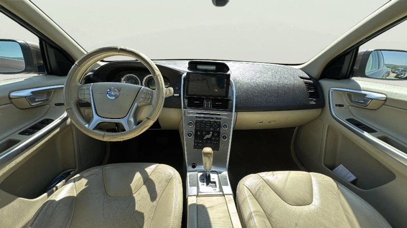 Volvo XC60 2.4 D5, снимка 9 - Автомобили и джипове - 51197746
