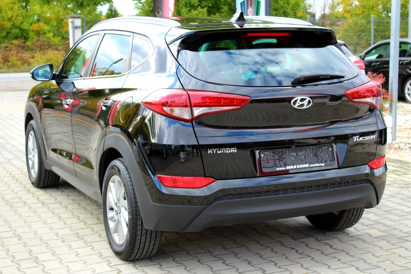 Hyundai Tucson 1.7CRDi ЛИЗИНГ/ПЕРФЕКТЕН, снимка 5 - Автомобили и джипове - 52013535