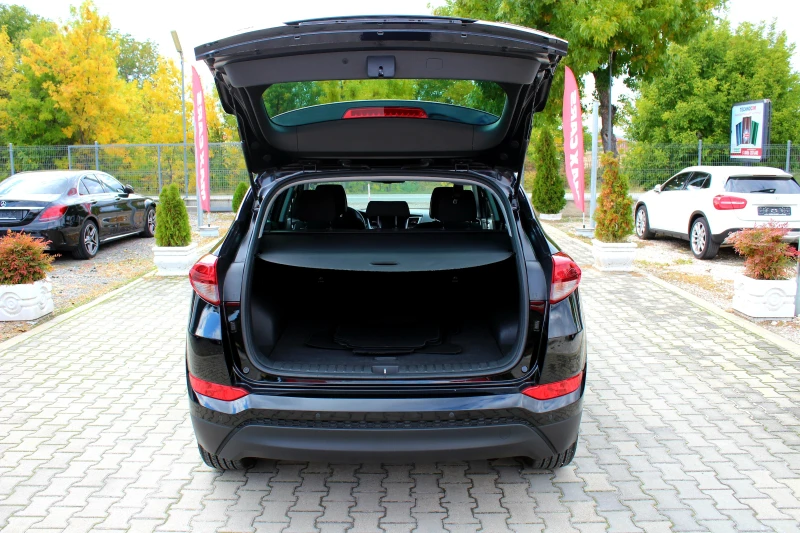Hyundai Tucson 1.7CRDi ЛИЗИНГ/ПЕРФЕКТЕН, снимка 9 - Автомобили и джипове - 52013535