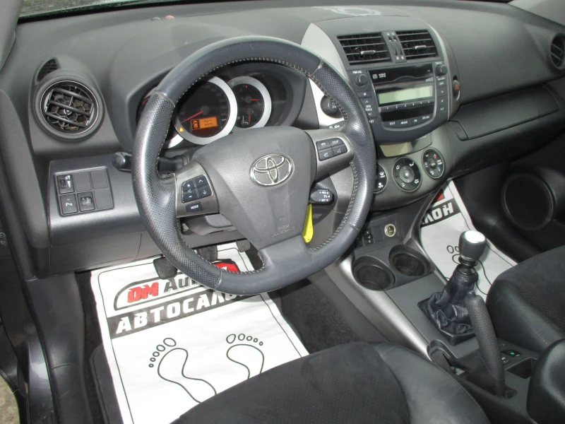 Toyota Rav4 2.2/ДИЗЕЛ/6-СКОРОСТИ/150кс./КАТО НОВА/, снимка 10 - Автомобили и джипове - 53121612