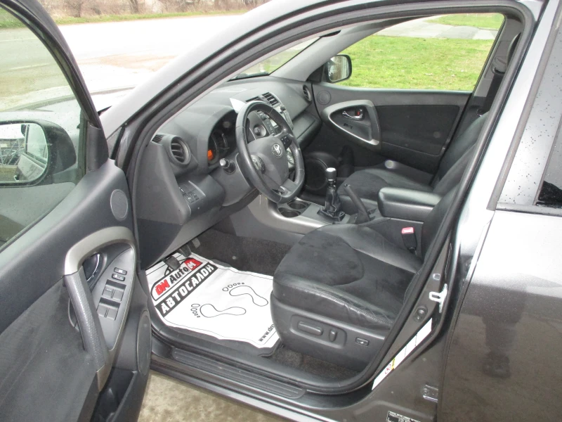 Toyota Rav4 2.2/ДИЗЕЛ/6-СКОРОСТИ/150кс./КАТО НОВА/, снимка 9 - Автомобили и джипове - 53121612