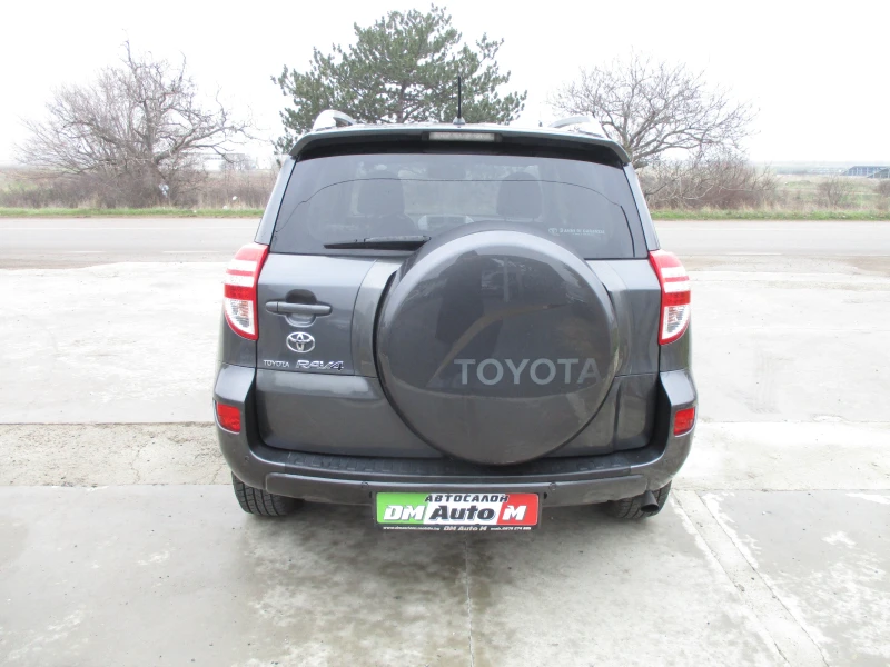 Toyota Rav4 2.2/ДИЗЕЛ/6-СКОРОСТИ/150кс./КАТО НОВА/, снимка 5 - Автомобили и джипове - 53121612