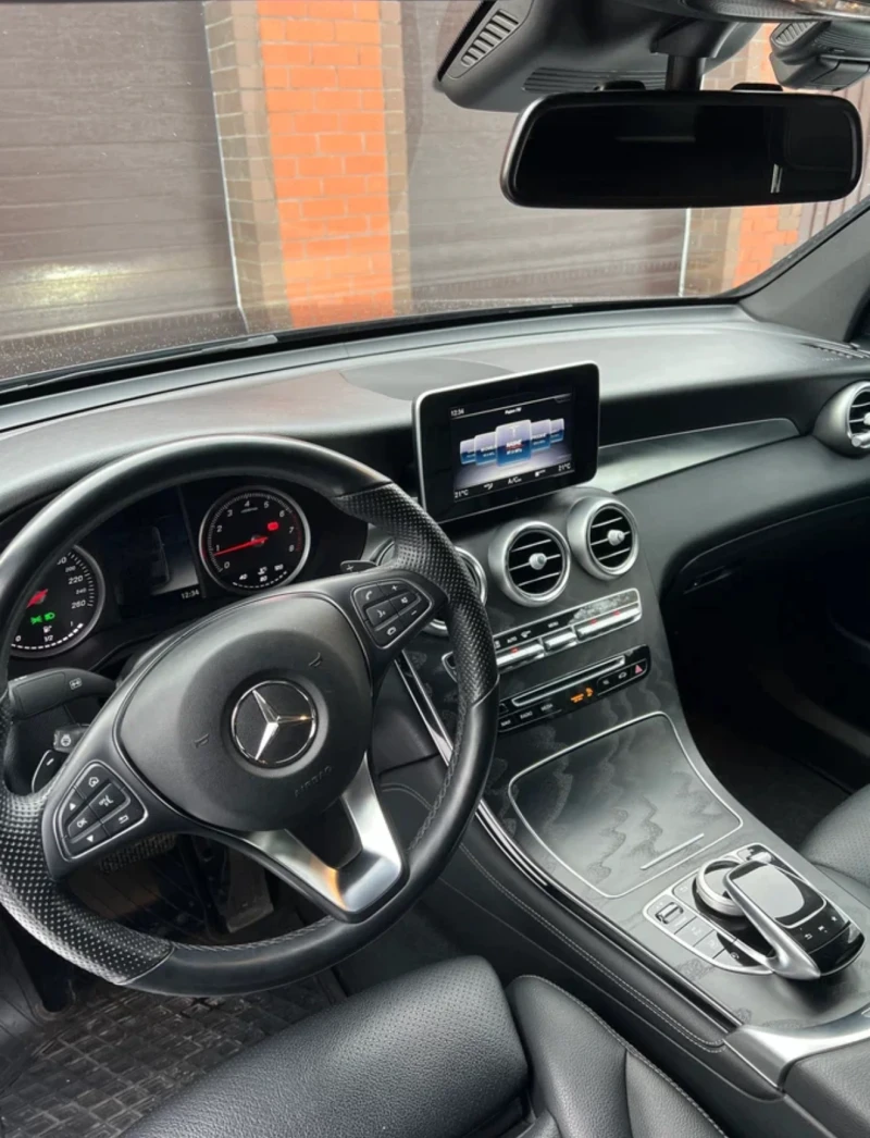 Mercedes-Benz GLC 300, снимка 8 - Автомобили и джипове - 53336089