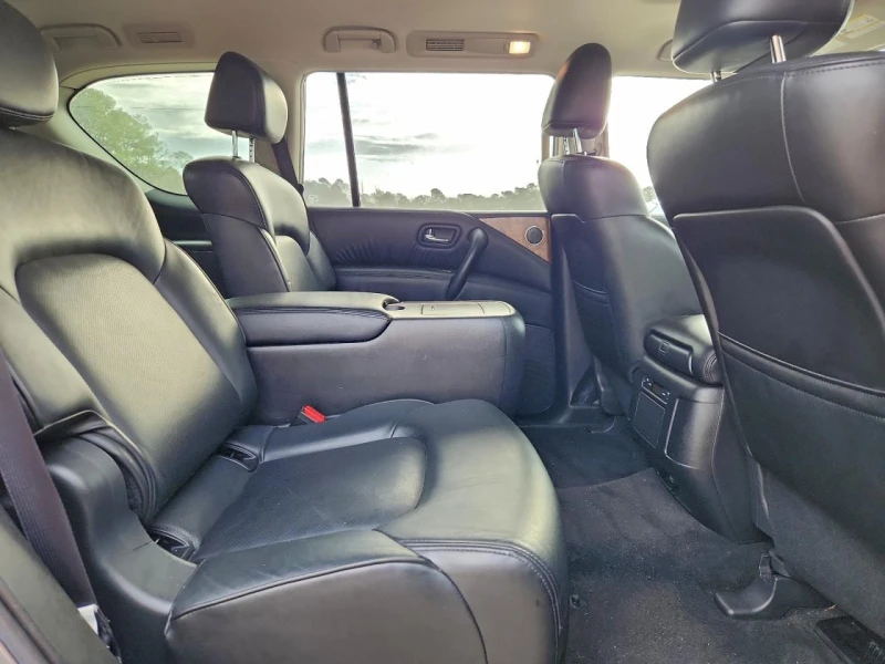 Nissan Armada Sl, снимка 11 - Автомобили и джипове - 53456268