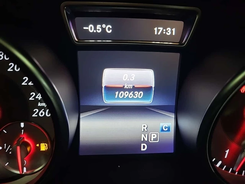 Mercedes-Benz GLA * 250 * CARFAX * ЦЕНА ДО БГ, снимка 10 - Автомобили и джипове - 53524558