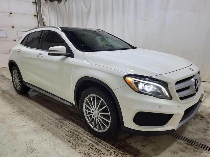 Mercedes-Benz GLA * 250 * CARFAX * ЦЕНА ДО БГ, снимка 3 - Автомобили и джипове - 53524558
