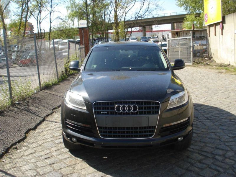 Audi Q7 3.0D,4.2TDI, снимка 1 - Автомобили и джипове - 10745723