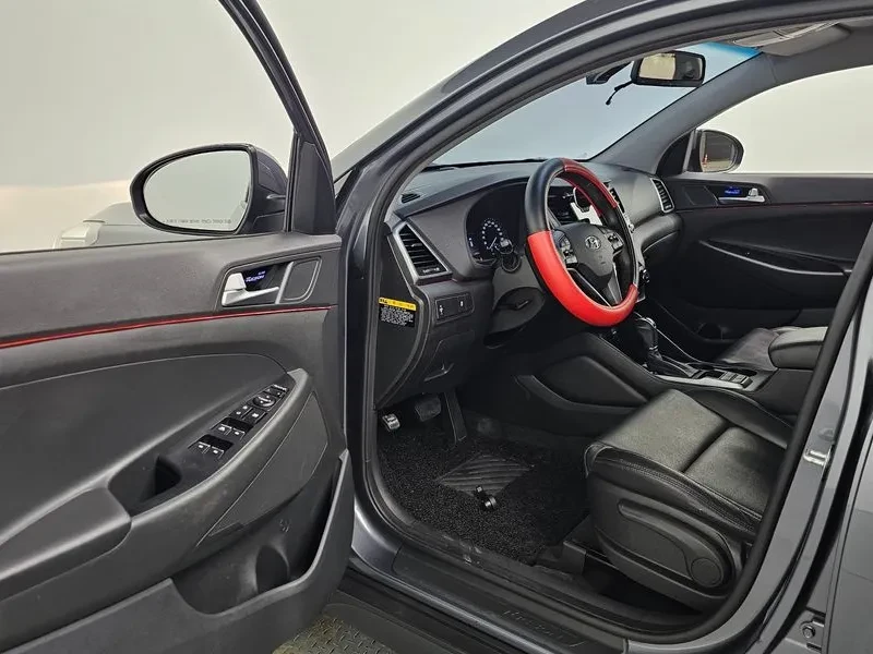 Hyundai Tucson 2.0 - САМО 30% АВАНС, снимка 10 - Автомобили и джипове - 56065935