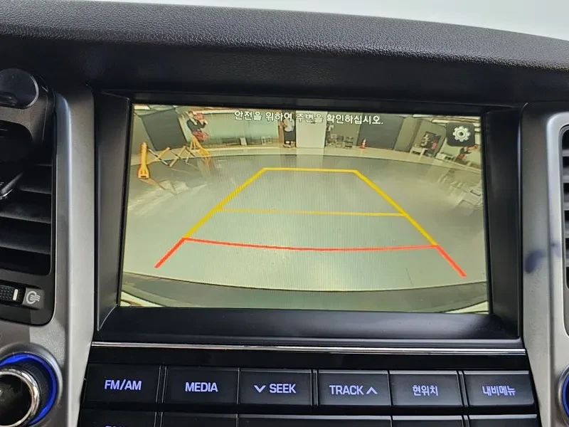 Hyundai Tucson 2.0 - САМО 30% АВАНС, снимка 15 - Автомобили и джипове - 56065935