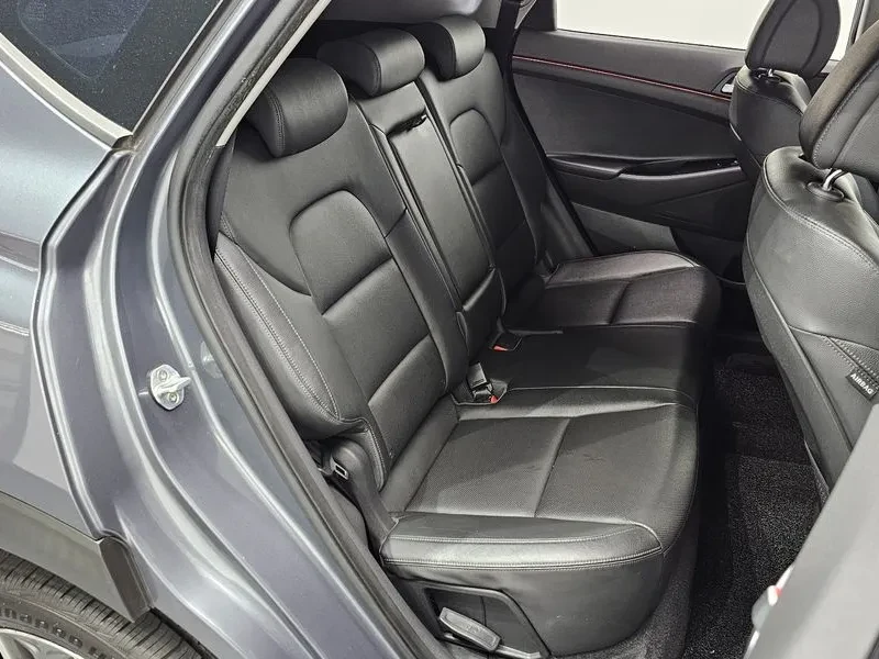 Hyundai Tucson 2.0 - САМО 30% АВАНС, снимка 12 - Автомобили и джипове - 56065935