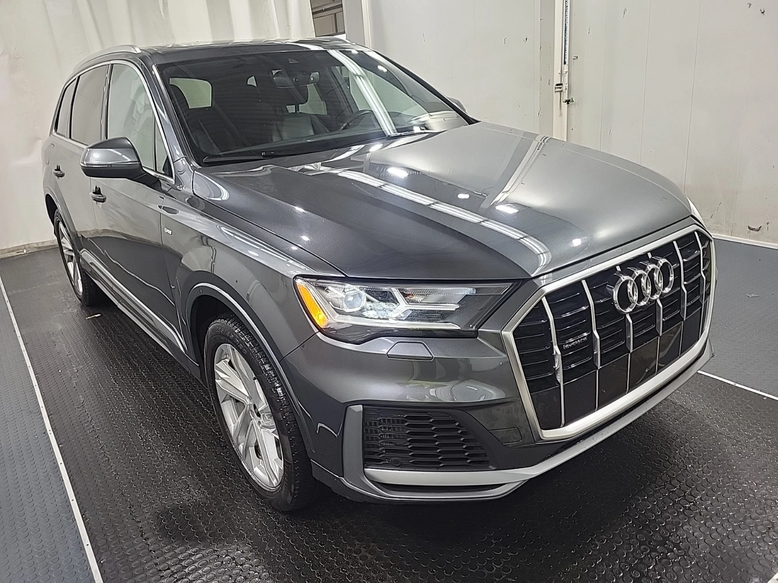 Audi Q7 * KOMFORT* CARFAX * ЦЕНА ДО БЪЛГАРИЯ, снимка 1