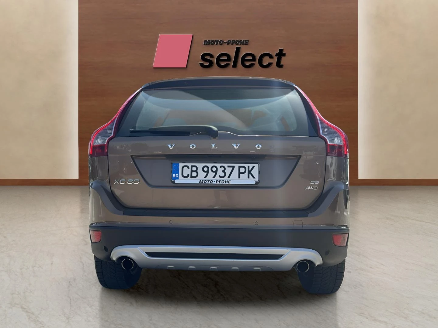 Volvo XC60 2.4 D5 - изображение 8