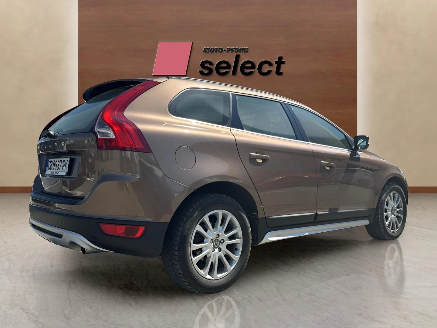 Volvo XC60 2.4 D5 - изображение 7