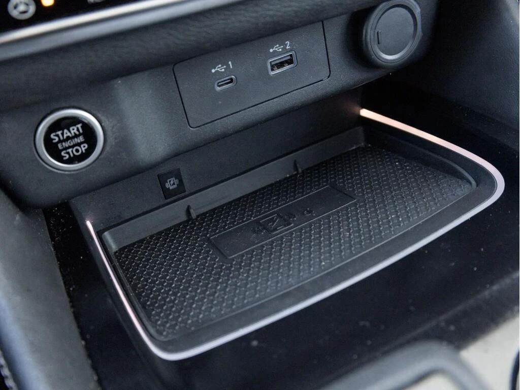 Nissan Rogue Platinum AWD* CarPlay* Sunroof* Camera* Blind Spot, снимка 16 - Автомобили и джипове - 53750896