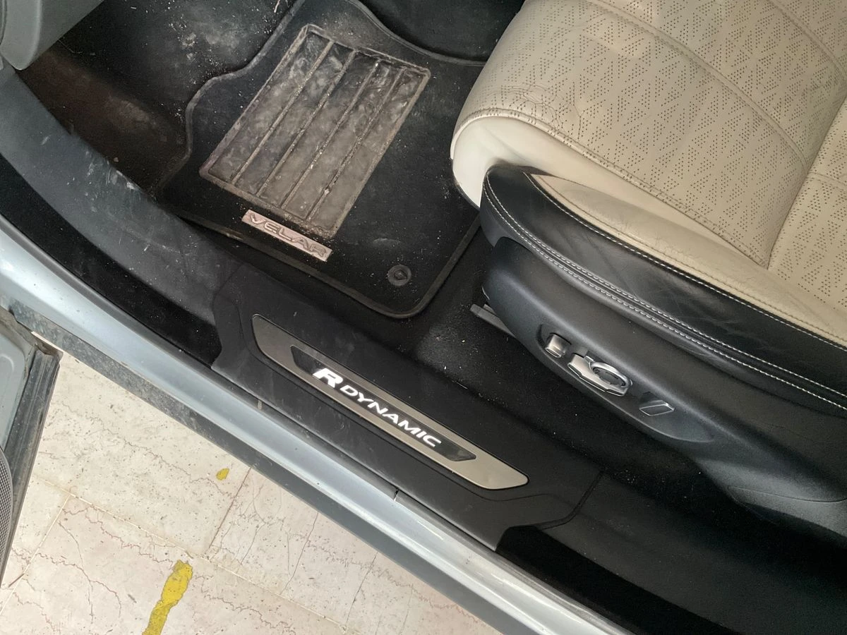 Land Rover Range Rover Velar 3.0 R-Dynamic HSE, снимка 11 - Автомобили и джипове - 54124865