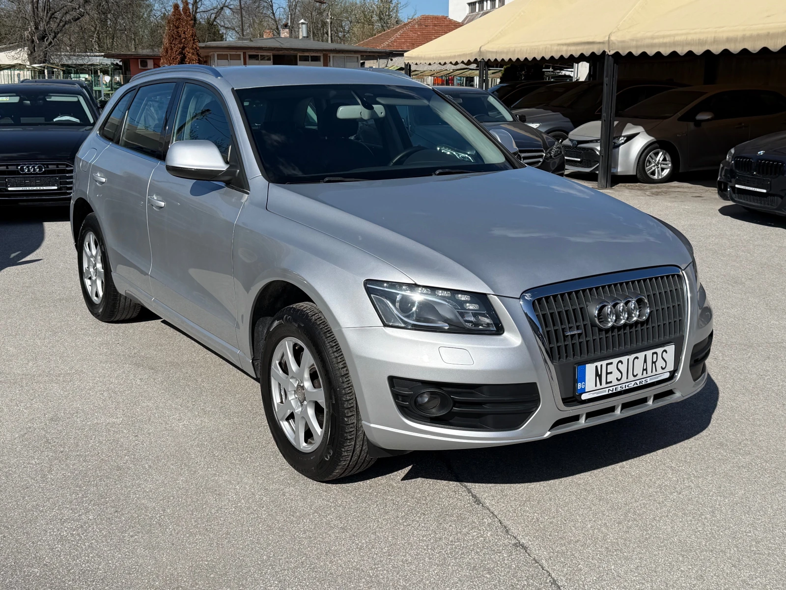 Audi Q5 2.0TDI quattro 170к.с.  !!! ТОП СЪСТОЯНИЕ !!!!!, снимка 3 - Автомобили и джипове - 54132704