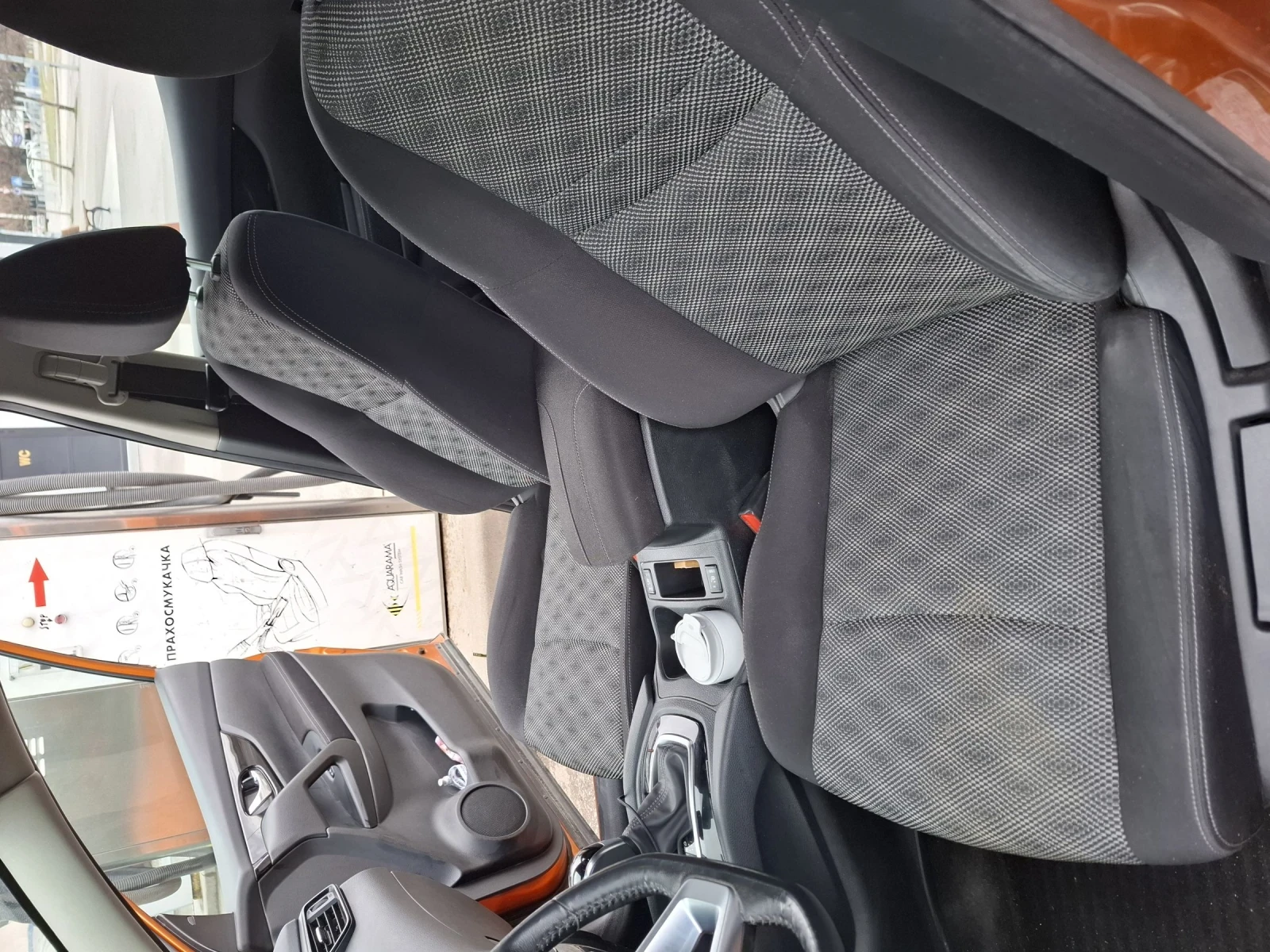 Nissan Qashqai, снимка 10 - Автомобили и джипове - 54157442