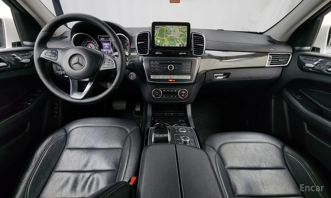 Mercedes-Benz GLS, снимка 7 - Автомобили и джипове - 54354107