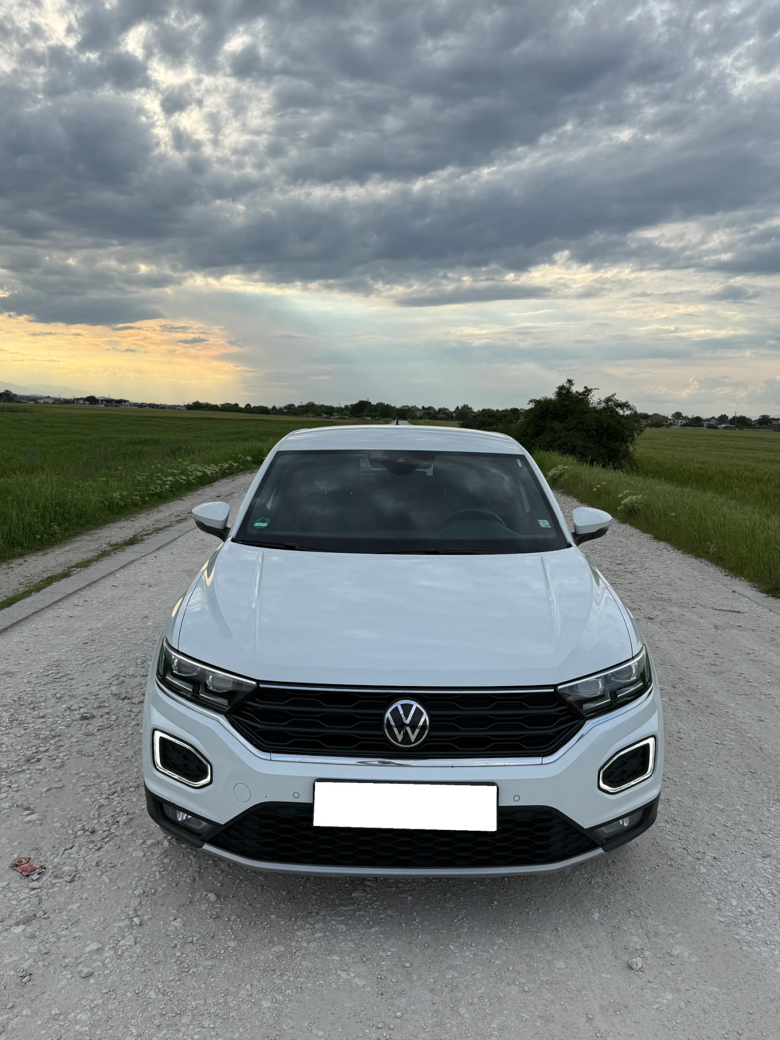 VW T-Roc 1.5 TSI DSG R-LINE 32 000 km
