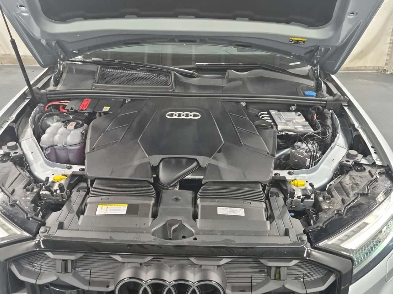 Audi Q7 * TECHNIK * CARFAX * ОПЦИЯ ЗА ФИНАНСИРАНЕ, снимка 16 - Автомобили и джипове - 55789021