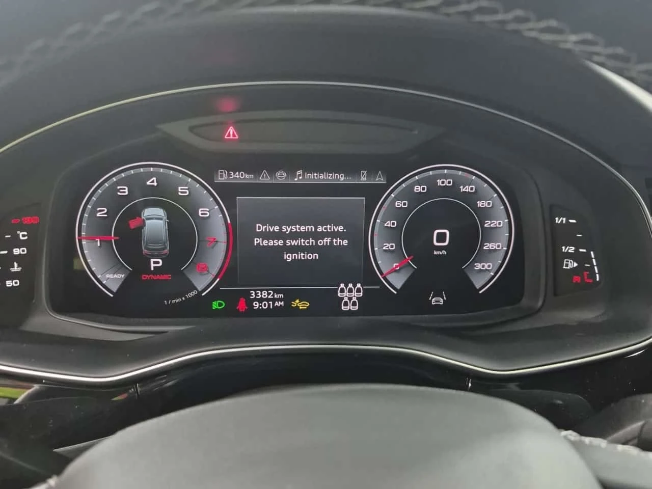 Audi Q7 * TECHNIK * CARFAX * ОПЦИЯ ЗА ФИНАНСИРАНЕ, снимка 9 - Автомобили и джипове - 55789021