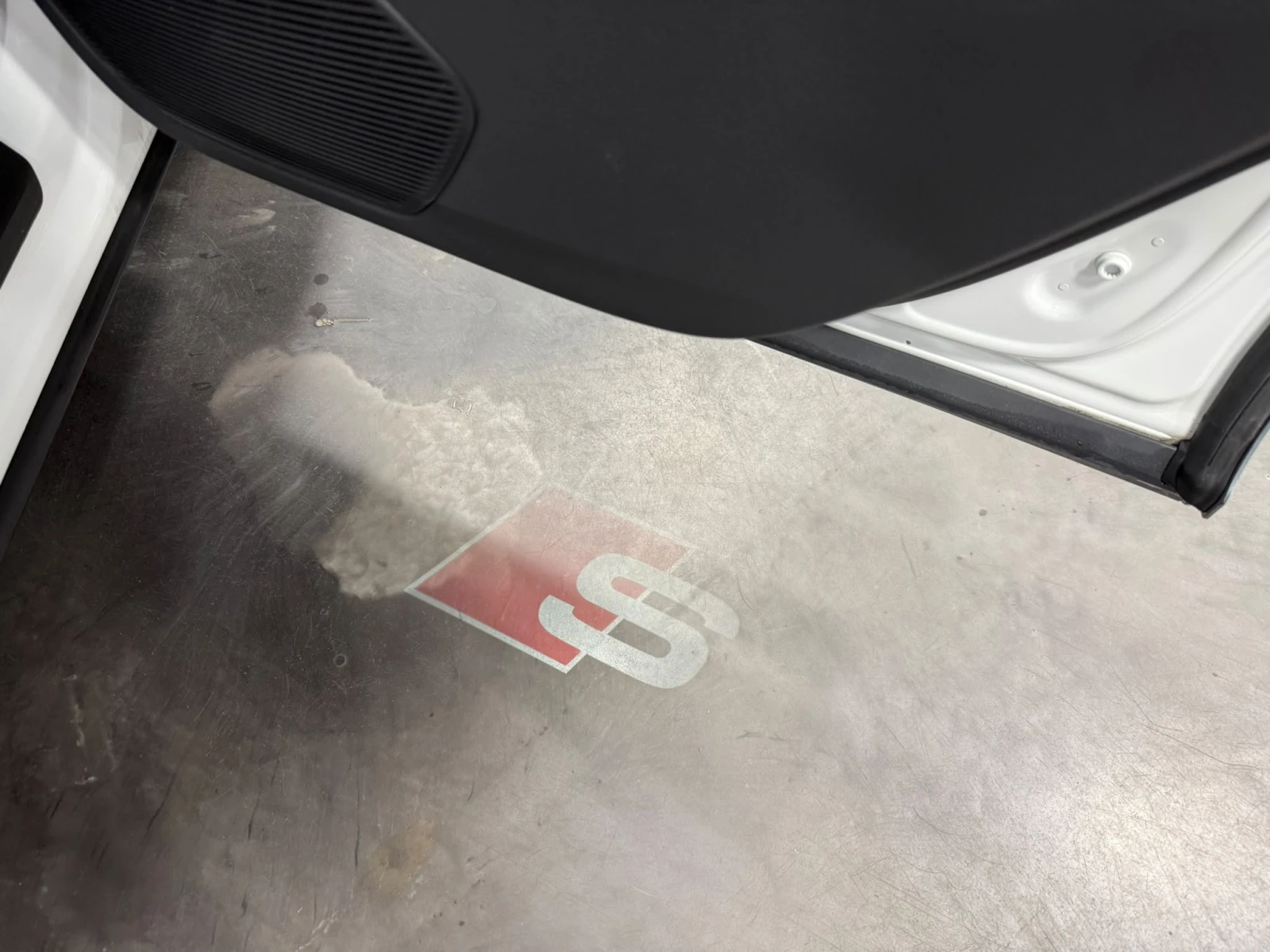 Audi SQ8 Black Optics/Red Leather/Carbon Fibre Interior | Mobile.bg � ����������� 13