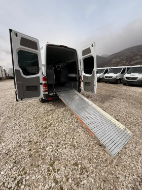 Mercedes-Benz Sprinter 316 РАМПА-9местен-Климатик-Печка | Auto.bg — изображение 9
