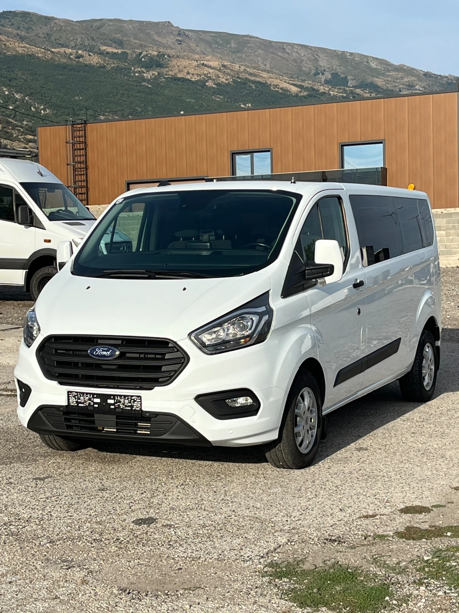 Ford Transit Custom 9 местен- клима-макси фул!!! - изображение 4