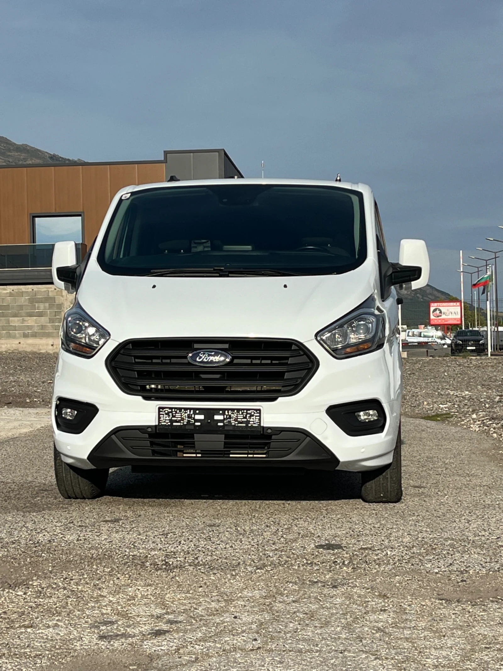 Ford Transit Custom 9 местен- клима-макси фул!!! - изображение 3