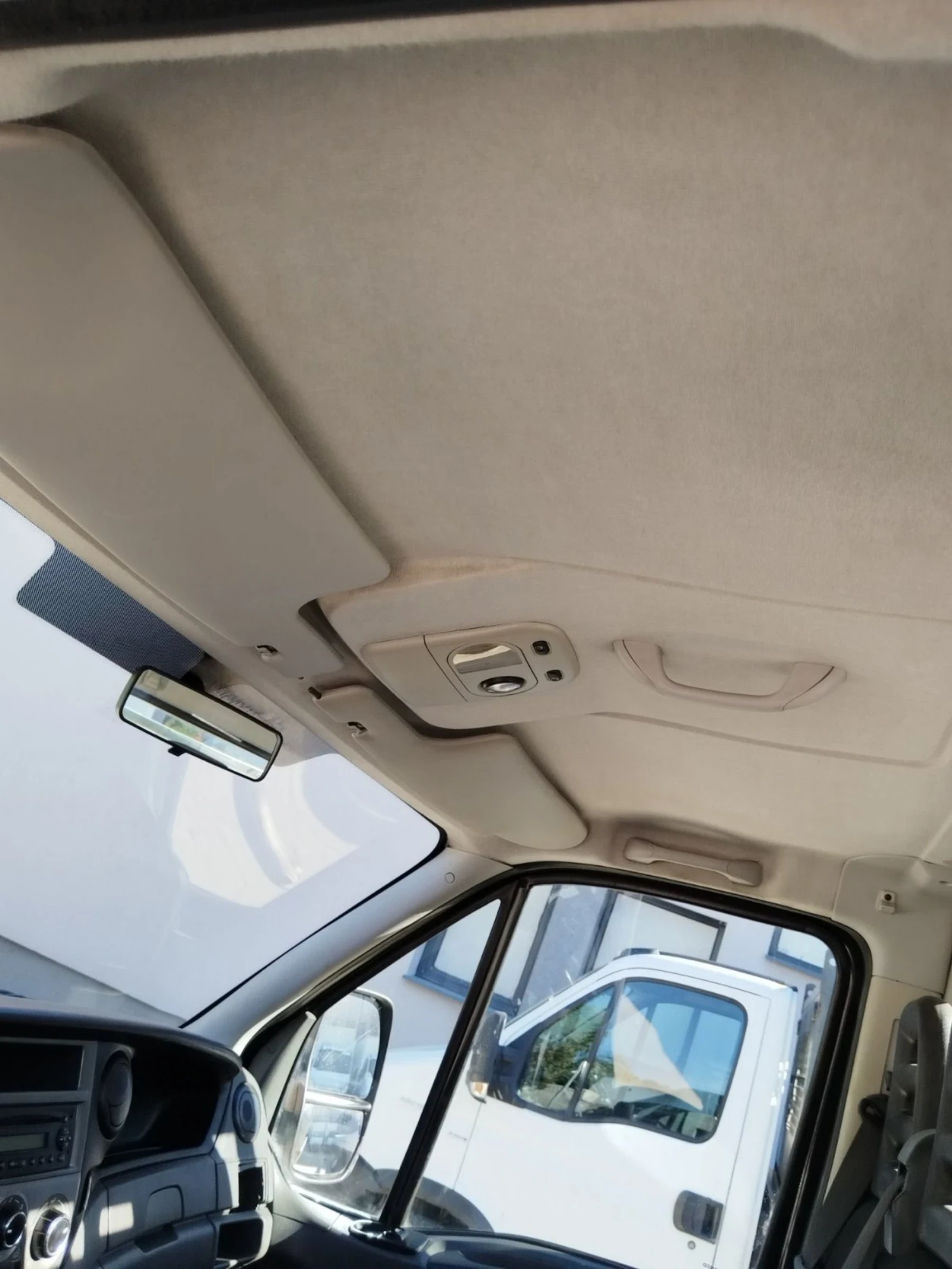 Iveco 35c15 3.0 HPI 4.20 м швейцарски, снимка 11 - Бусове и автобуси - 54937847