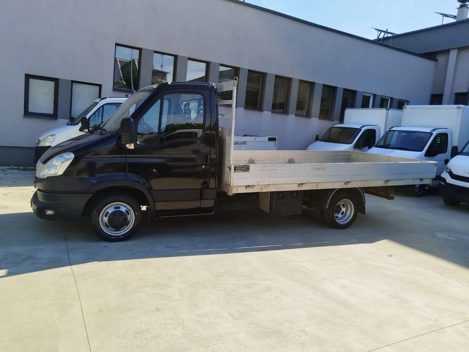Iveco 35c15 3.0 HPI 4.20 м швейцарски, снимка 7 - Бусове и автобуси - 54937847