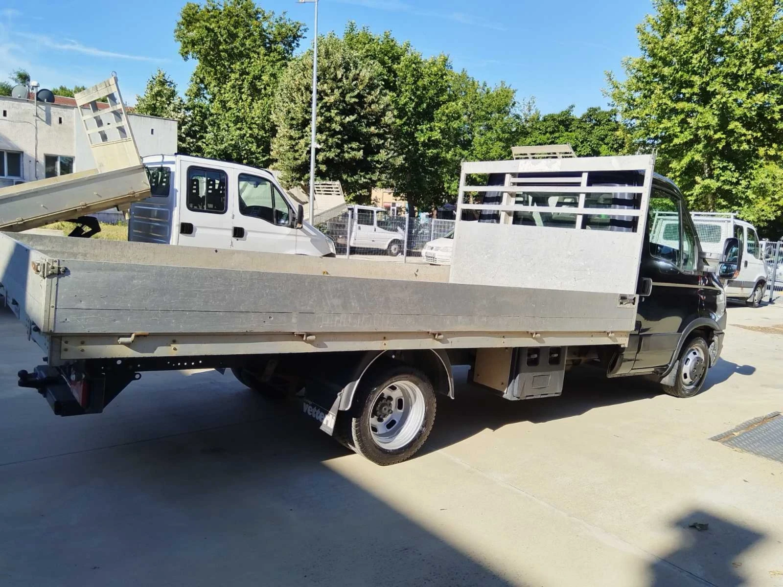 Iveco 35c15 3.0 HPI 4.20 м швейцарски, снимка 8 - Бусове и автобуси - 54937847